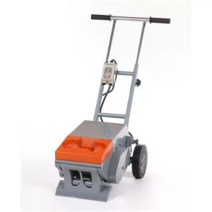 Séta a padló lehúzó gép mögött